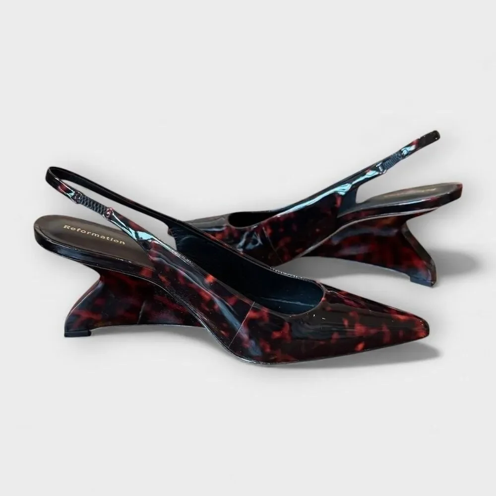 Reformation Westlyn Closed Toe Wedge Heel Slingback  in Tortoise Shell Size 7.5